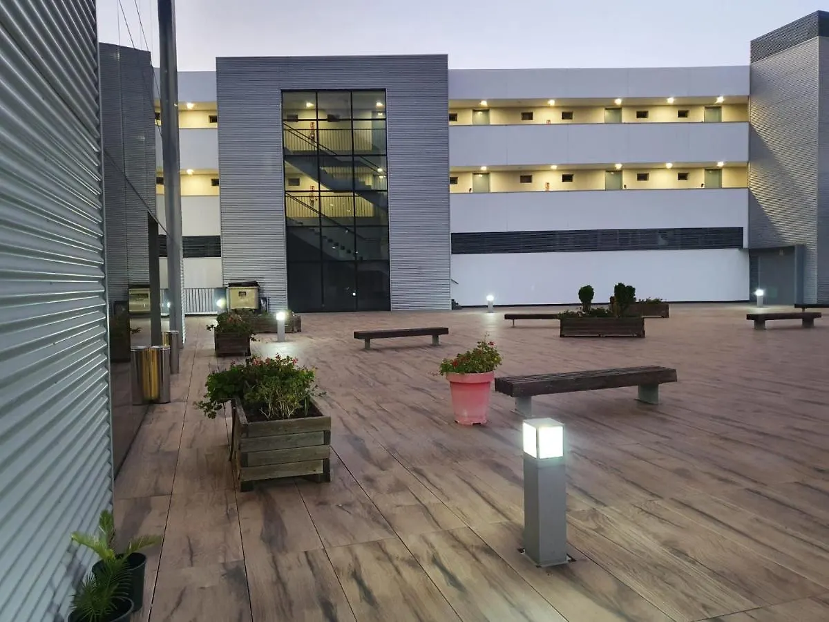 Iberflat Vega De Triana Apartment Camas