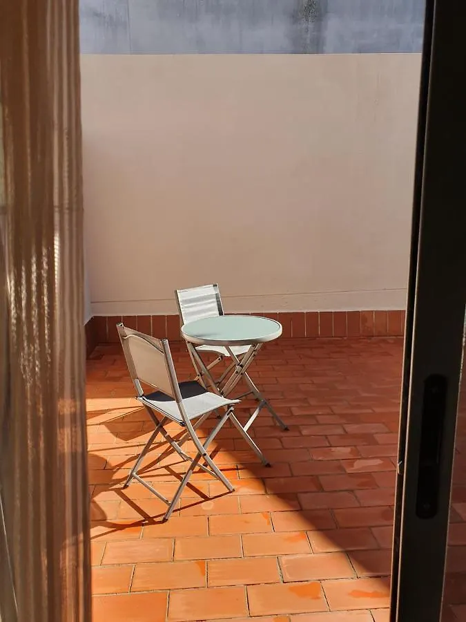 Iberflat Vega De Triana Apartment Camas